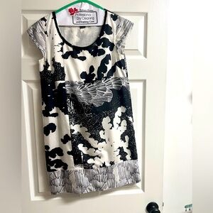 Kenzie black and white graphic dress